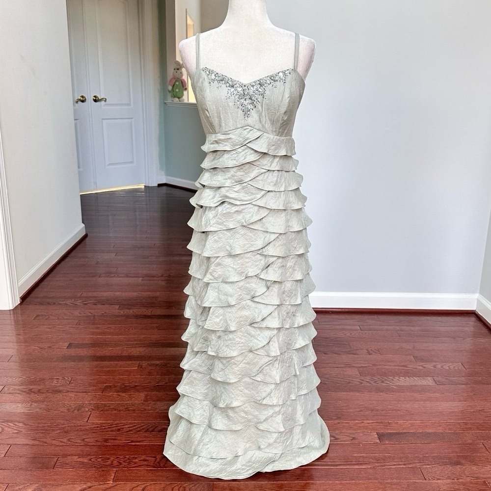 Ignite Evenings Carole Lin Metallic Beaded Embellished Tiered Layered Gown Dress